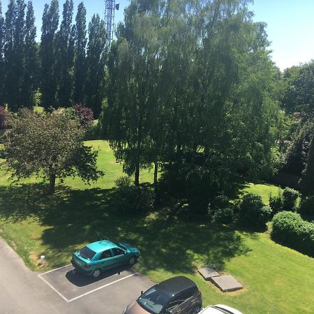 Suite Au Parc De Fresnoy Roye  Kültér fotó